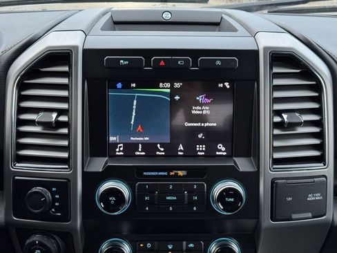 Certified 2019 Ford F150 Platinum w/ Equipment Group 701A Luxury image 3