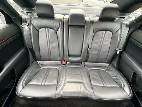 Used 2019 Lincoln MKZ Reserve FWD image 26