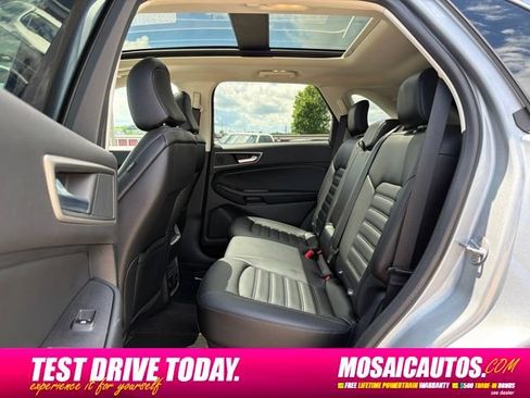 Used 2024 Ford Edge SEL w/ Convenience Package AWD/4WD image 21