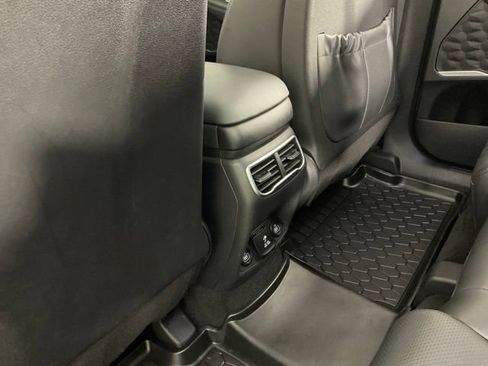 Used 2021 Hyundai Santa Fe Calligraphy AWD/4WD image 17