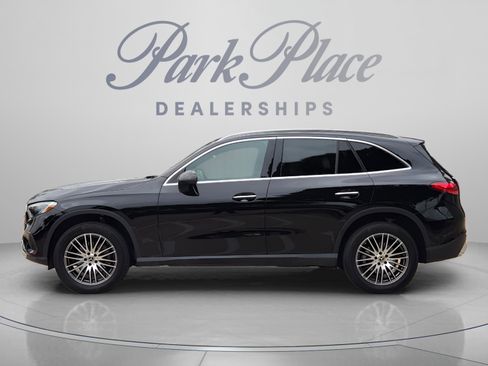 Certified 2025 Mercedes-Benz GLC 300 image 2