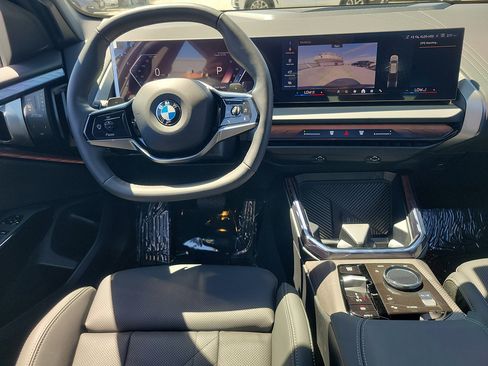 Used 2026 BMW X3 xDrive30i w/ Convenience Package AWD/4WD image 11