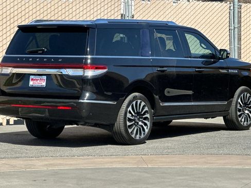 Used 2022 Lincoln Navigator L Black Label AWD/4WD image 4