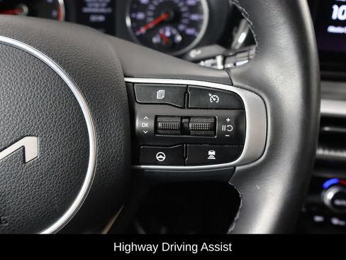 Used 2023 Kia K5 GT-Line w/ GT-Line Premium Package FWD image 10