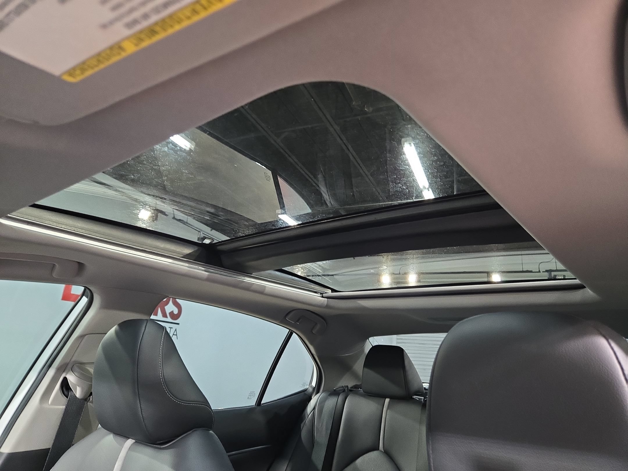 Used 2021 Toyota Camry XSE FWD image 25