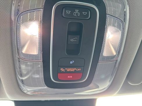 Used 2024 Hyundai Kona Limited FWD image 36