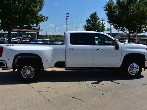 New 2026 Chevrolet Silverado 3500 LTZ w/ LTZ Plus Package AWD/4WD image 4
