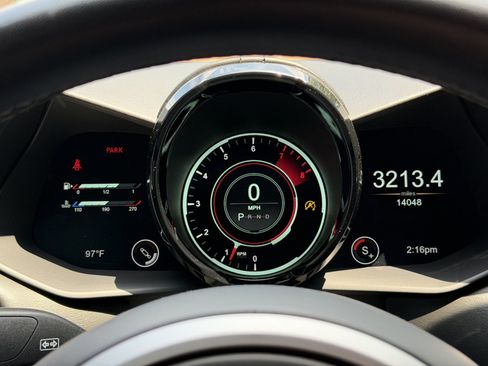 Used 2020 Aston Martin V8 Vantage Coupe RWD image 6