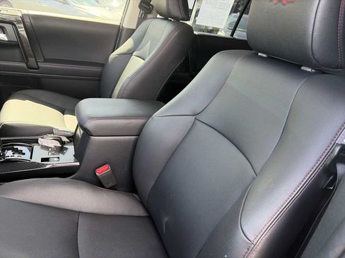 Used 2023 Toyota 4Runner TRD Off-Road Premium AWD/4WD image 13