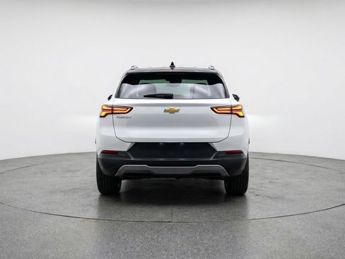 Used 2025 Chevrolet Equinox LT image 7