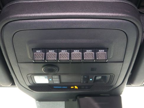 Used 2021 Ford Bronco Black Diamond image 30