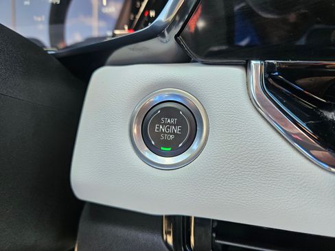 Used 2024 GMC Canyon AT4X AWD/4WD image 19