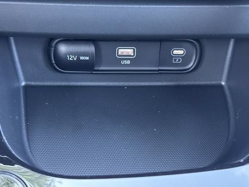 New 2026 Kia Seltos S FWD image 22