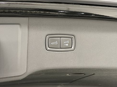 Certified 2024 Porsche Cayenne S AWD/4WD image 60