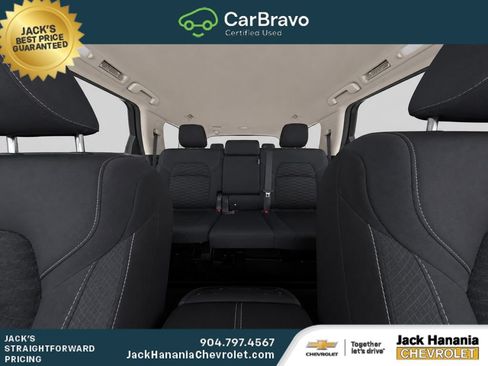 Used 2022 Nissan Pathfinder SV AWD/4WD image 18