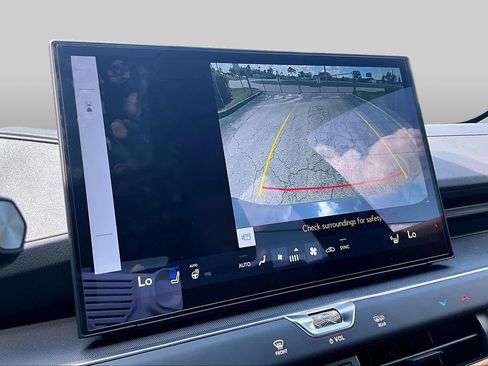 Used 2026 Lexus ES 350e w/ Convenience Package FWD image 24