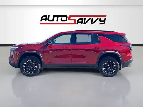 Used 2024 Chevrolet Traverse Z71 w/ Enhanced Driving Package AWD/4WD image 4