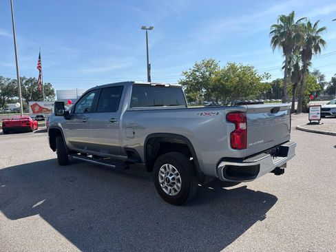Used 2025 Chevrolet Silverado 2500 LT w/ Convenience Package AWD/4WD image 7