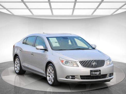 Used 2013 Buick LaCrosse Touring image 5