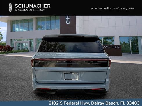 New 2026 Lincoln Navigator Premiere AWD/4WD image 6