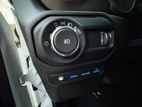 Used 2023 Jeep Wrangler Willys 4xe image 21