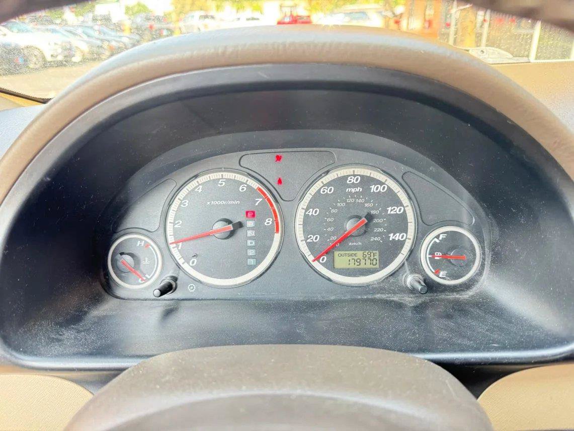 Used 2005 Honda CR-V EX image 6