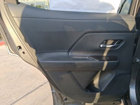 New 2026 Nissan Kicks SR image 22