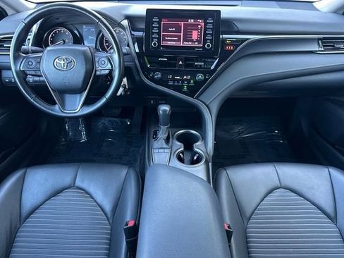 Used 2024 Toyota Camry SE image 17