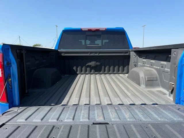 Used 2025 Chevrolet Silverado 1500 ZR2 w/ Technology Package AWD/4WD image 6