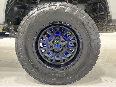 Used 2020 Ford F350 Lariat w/ Lariat Ultimate Package image 10