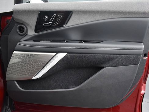 New 2026 Cadillac Optiq Sport 2 image 32