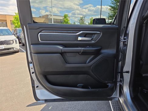 Used 2023 RAM 1500 Big Horn AWD/4WD image 23