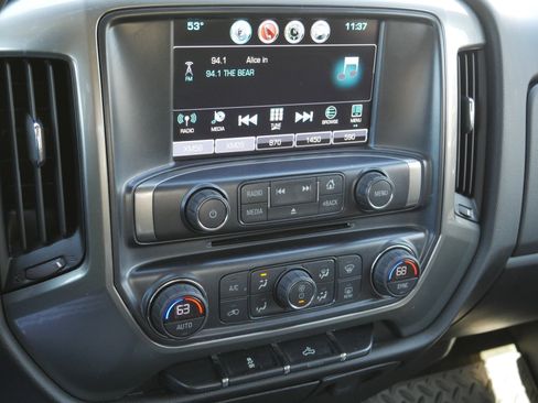 Used 2018 Chevrolet Silverado 1500 LT w/ All Star Edition image 10