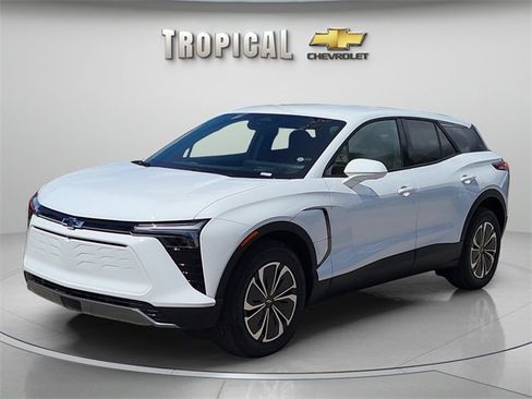 New 2025 Chevrolet Blazer EV LT image 1