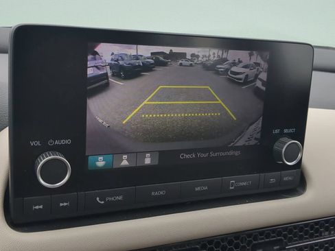 Used 2024 Honda HR-V LX image 16