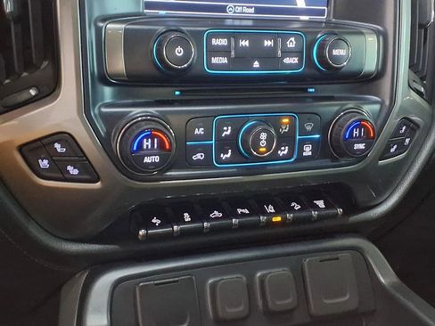 Used 2018 Chevrolet Silverado 2500 LTZ w/ Duramax Plus Package AWD/4WD image 20