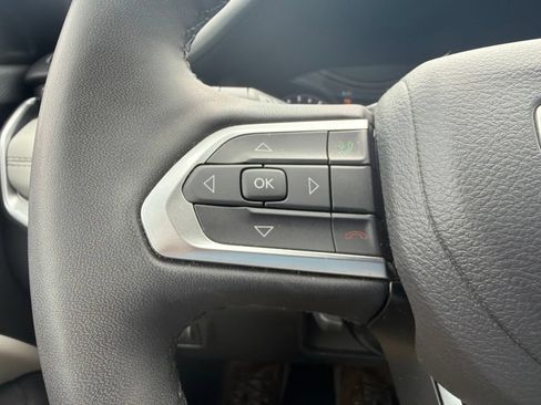 Used 2025 Jeep Compass Limited AWD/4WD image 22