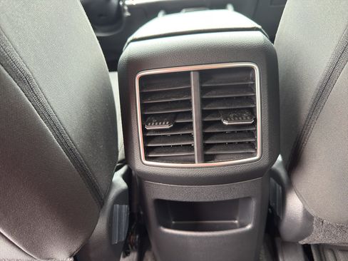 Used 2025 Kia Sportage LX FWD image 42