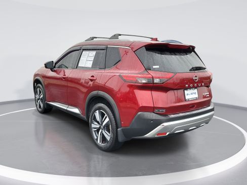 Used 2023 Nissan Rogue Platinum w/ Platinum Premium Package image 4