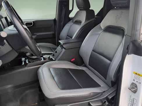 Used 2022 Ford Bronco Black Diamond AWD/4WD image 10