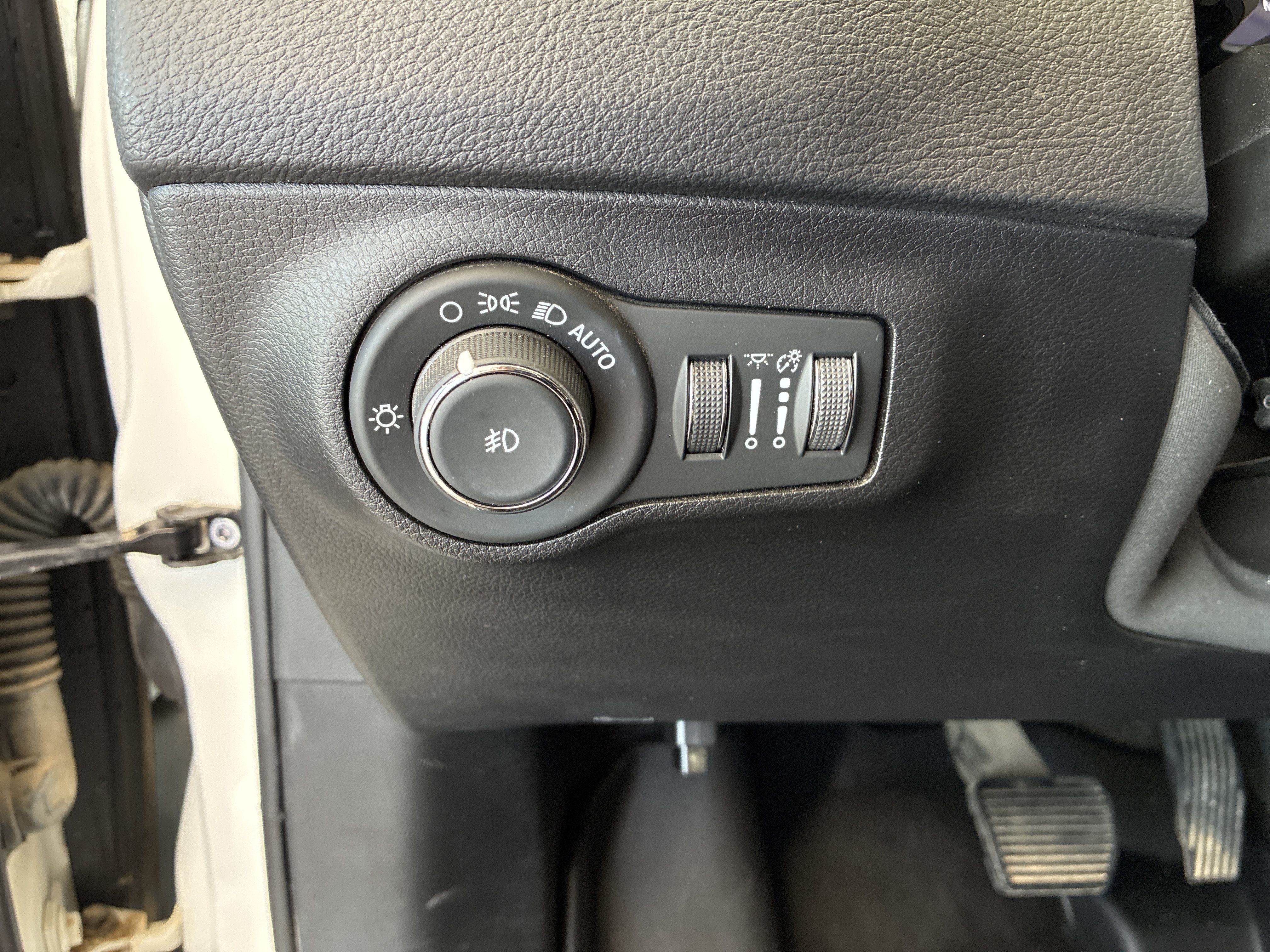 Used 2019 Jeep Compass Limited w/ Safety & Security Group AWD/4WD image 22