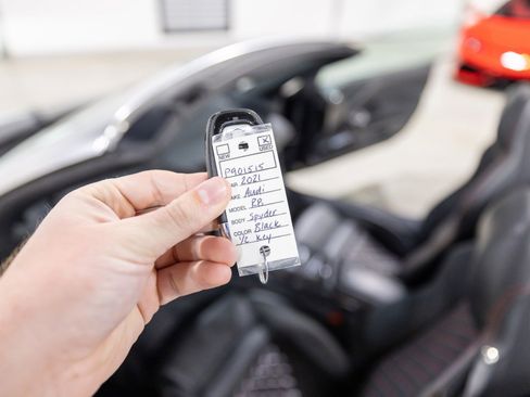 Used 2021 Audi R8 V10 w/ Premium Package image 44