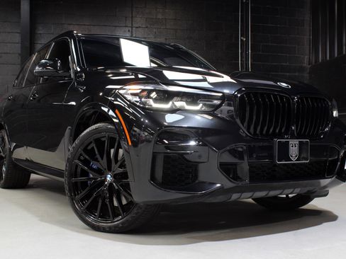 Used 2023 BMW X5 M50i w/ Climate Comfort Package image 6