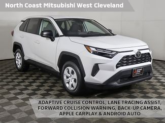 Used 2024 Toyota RAV4 LE video 1