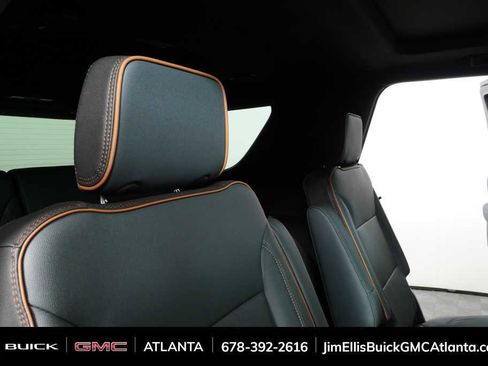 New 2026 GMC Yukon AT4 w/ AT4 Premium Plus Package AWD/4WD image 23