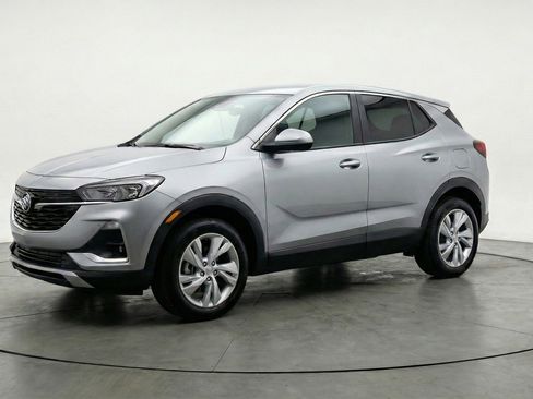 Used 2025 Buick Encore GX Preferred AWD/4WD image 3