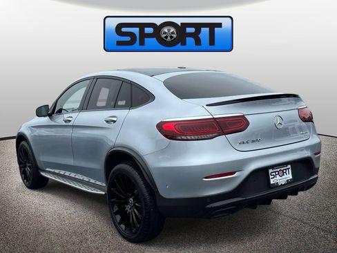 Used 2022 Mercedes-Benz GLC 300 4MATIC Coupe image 2