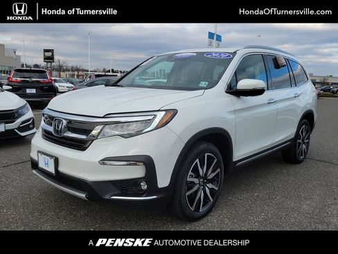 Certified 2020 Honda Pilot Touring image 1