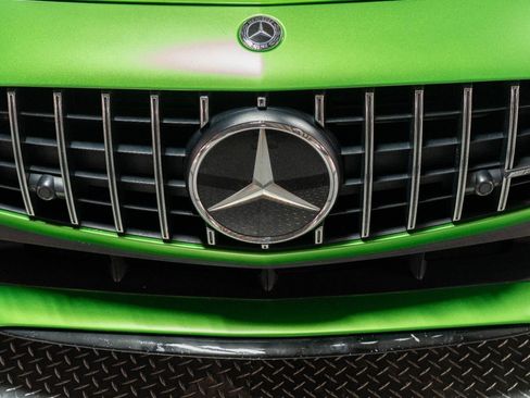 Used 2018 Mercedes-Benz AMG GT R image 40