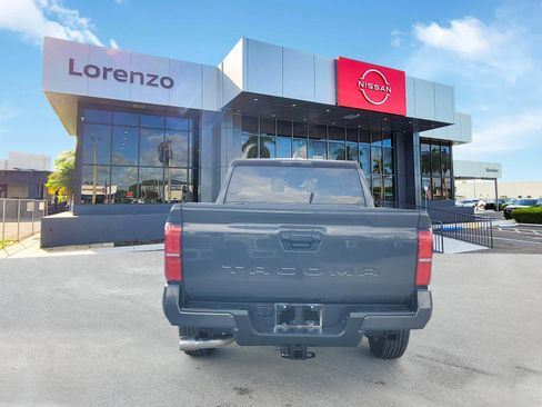 Used 2025 Toyota Tacoma SR5 image 6